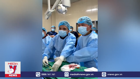 Truyền hình trực tiếp tới Singapore ca can thiệp tim phức tạp