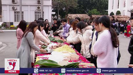 Lưu học sinh nước ngoài trải nghiệm Tết Việt