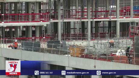 Pháp công bố Luật nhập cư mới