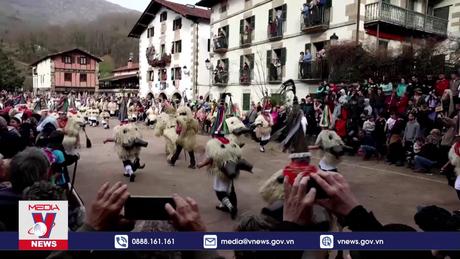 Rộn ràng lễ hội đánh thức mùa Xuân ở Tây Ban Nha