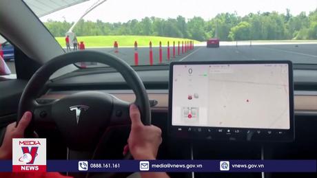Tesla triệu hồi gần 2,2 triệu xe lỗi phần mềm cảnh báo