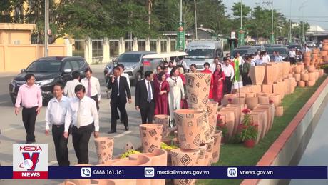 Xác lập kỷ lục 