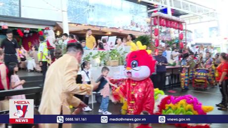 Tết ấm áp của những người con xa xứ