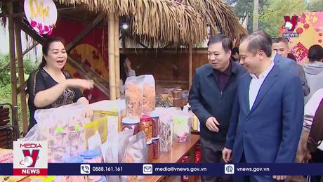 Tết xưa ở ngôi làng cổ đẹp nhất Việt Nam 