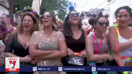 Khởi động mùa carnival ở Rio de Janeiro