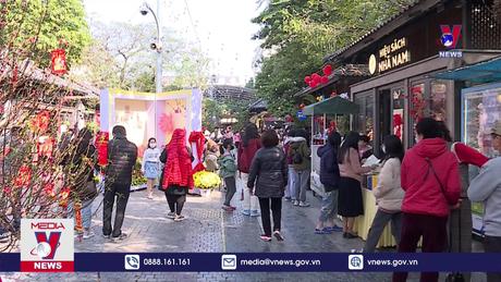 Phố sách Xuân  mở cửa xuyên Tết