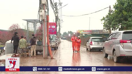 Hà Nội không ngừng, giảm cấp điện ngày Tết