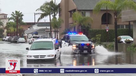 Bang California (Mỹ) ban bố tình trạng khẩn cấp do mưa bão