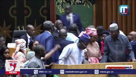 Quốc hội Senegal thông qua luật hoãn bầu cử