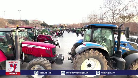 Nông dân châu Âu tiếp tục biểu tình