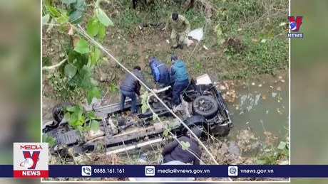 Lật xe bán tải khiến 2 người tử vong ở Lạng Sơn 