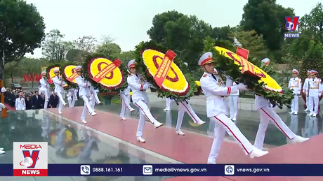 Lãnh đạo Đảng, Nhà nước vào Lăng viếng Chủ tịch Hồ Chí Minh