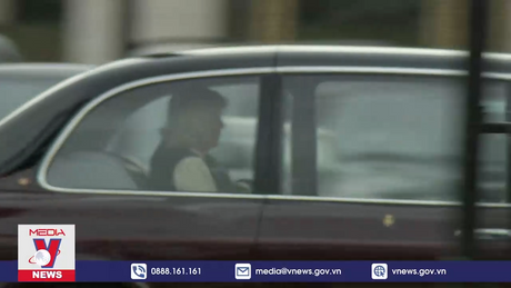 Vua Charles III xuất hiện trước công chúng