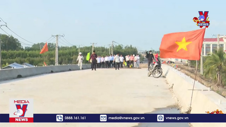 Trên những công trường thi công ngày Tết 