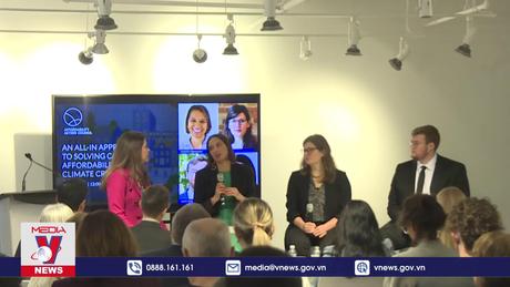 Chung tay hỗ trợ người dân Canada gặp khó khăn