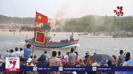 Lễ mở biển đầu Xuân tại làng biển Sa Huỳnh 