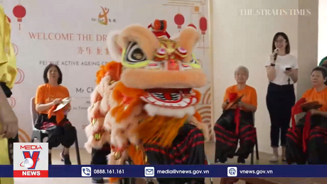 Đội múa lân sư rồng đặc biệt tại Singapore