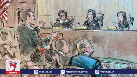 Cựu Tổng thống Trump tìm cách hoãn phiên xét xử