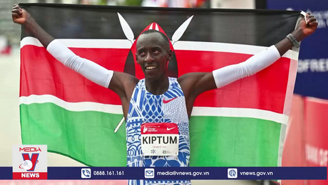 Kỷ lục gia marathon thế giới qua đời