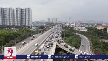 Người dân trở lại thành phố sớm