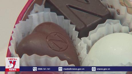 Hộp quà trái tim chocolate “đắt hàng” tại Bỉ