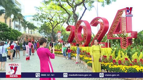 Du lịch Việt Nam sôi động dịp Tết Nguyên đán 