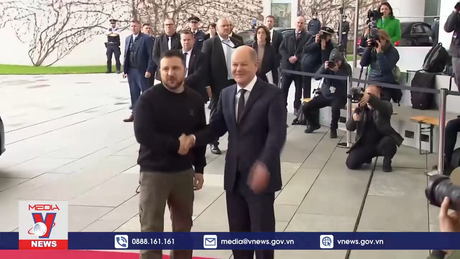 Tổng thống Ukraine thăm Đức và Pháp