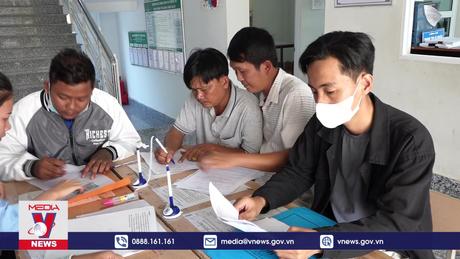 Đẩy nhanh giải quyết thủ tục hành chính cho công nhân