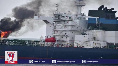 Houthi phóng tên lửa vào tàu của Anh ở Vịnh Aden