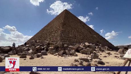 Ai Cập dừng kế hoạch trùng tu kim tự tháp
