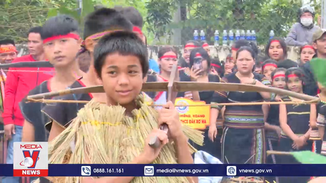 Chính sách và cuộc sống: Bảo tồn văn hóa dân tộc trong xã hội đương đại