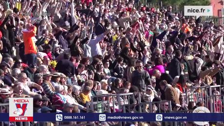 Rực rỡ Lễ hội Carnival Nice ở Pháp