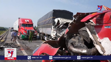 Khẩn trương làm rõ nguyên nhân tai nạn giao thông trên cao tốc Cam Lộ - La Sơn 