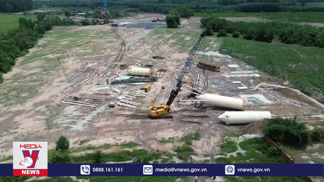 Nhà đầu tư nước ngoài tấp nập vào Việt Nam 