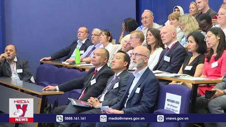 Cầu nối hợp tác khoa học Việt Nam - Vương quốc Anh