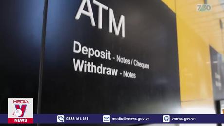 Vấn nạn với sinh viên quốc tế khi làm con la tiền