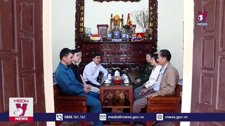 Thanh niên viết đơn tình nguyện nhập ngũ