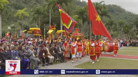 Lễ hội Đền Thượng Xuân Giáp Thìn thu hút hàng vạn du khách thập phương