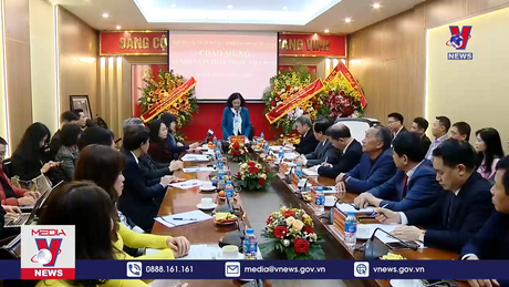 Thường trực Ban bí thư chúc mừng Ngày thầy thuốc Việt Nam