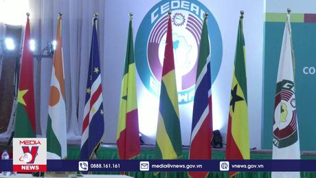 Ecowas dỡ bỏ trừng phạt 4 nước châu Phi