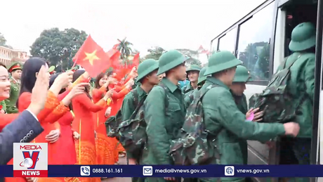 T﻿hêm 7 tỉnh, thành phố tổ chức lễ giao nhận quân