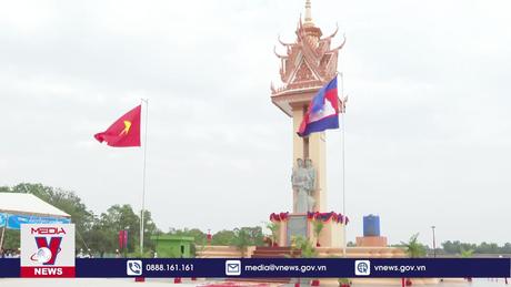 Khánh thành Đài hữu nghị Việt Nam-Campuchia tại tỉnh Svay Rieng