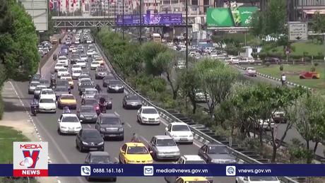 Mỹ và Anh áp đặt trừng phạt Iran và Houthi