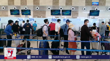 Tăng trần giá vé máy bay nội địa