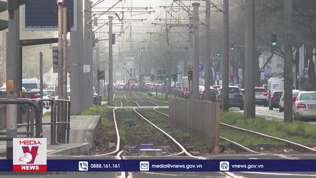 Giao thông công cộng tại Đức tê liệt do đình công