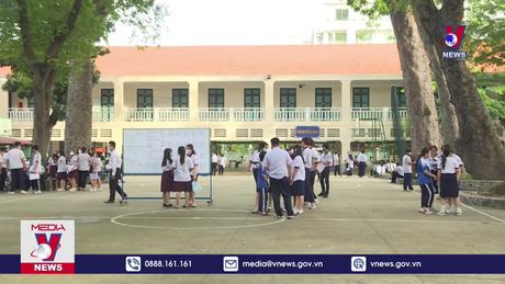 Khó có kỳ thi riêng cho học sinh trượt tốt nghiệp theo chương trình cũ