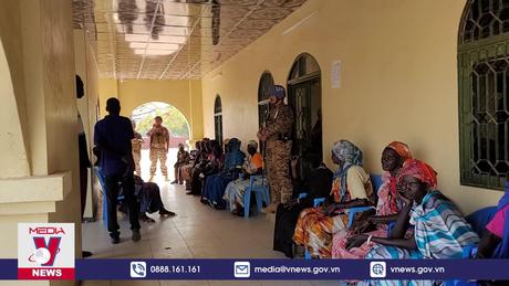 Khám chữa bệnh miễn phí cho trẻ em và phụ nữ ở Nam Sudan