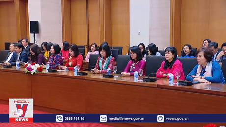 Nêu cao vai trò của nữ đại biểu Quốc hội