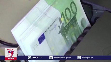 ECB giữ nguyên lãi suất cao kỷ lục