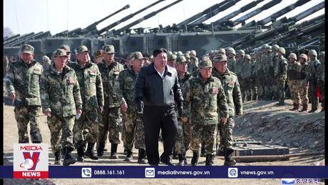 Triều Tiên diễn tập pháo binh